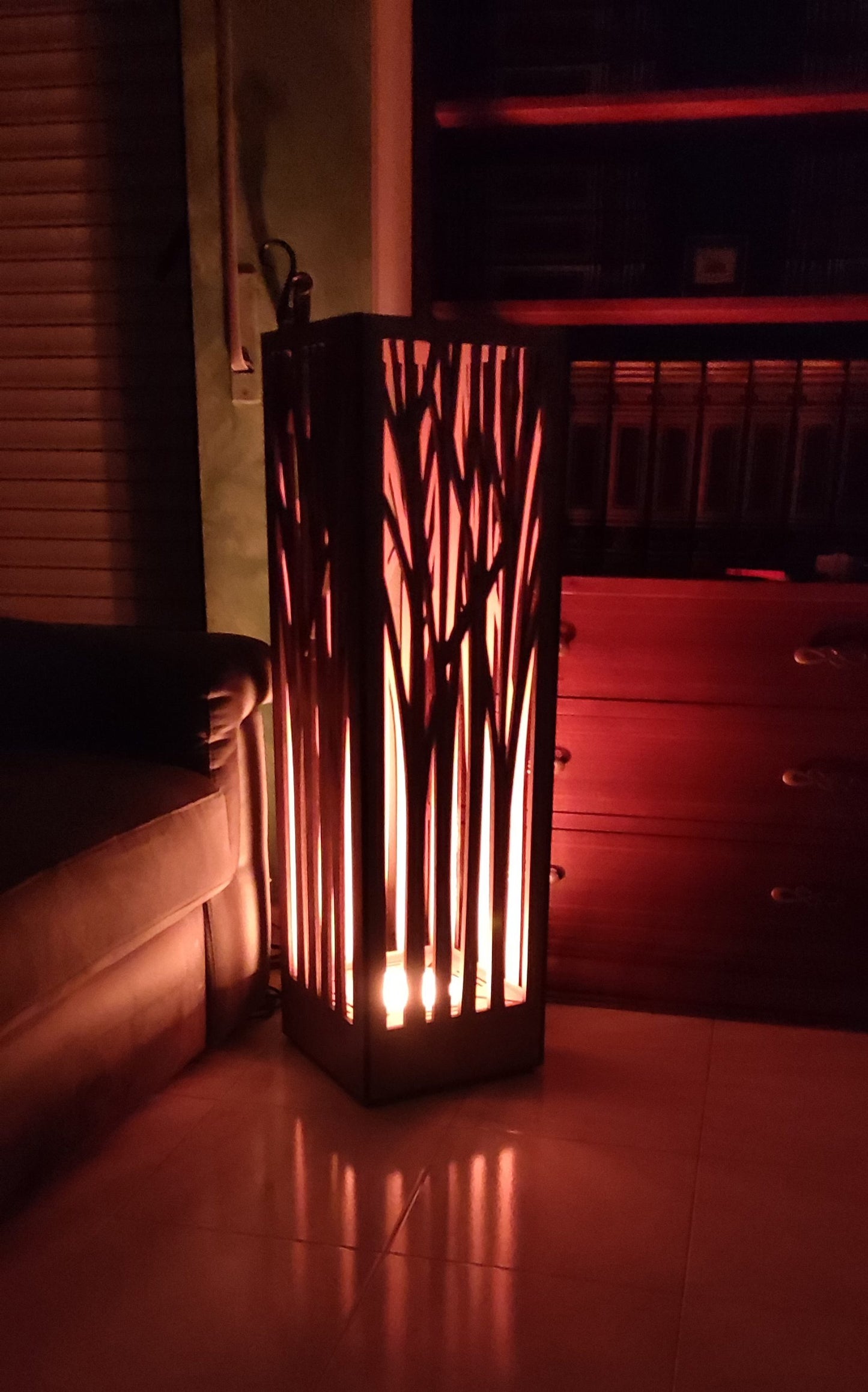 Wood lamp